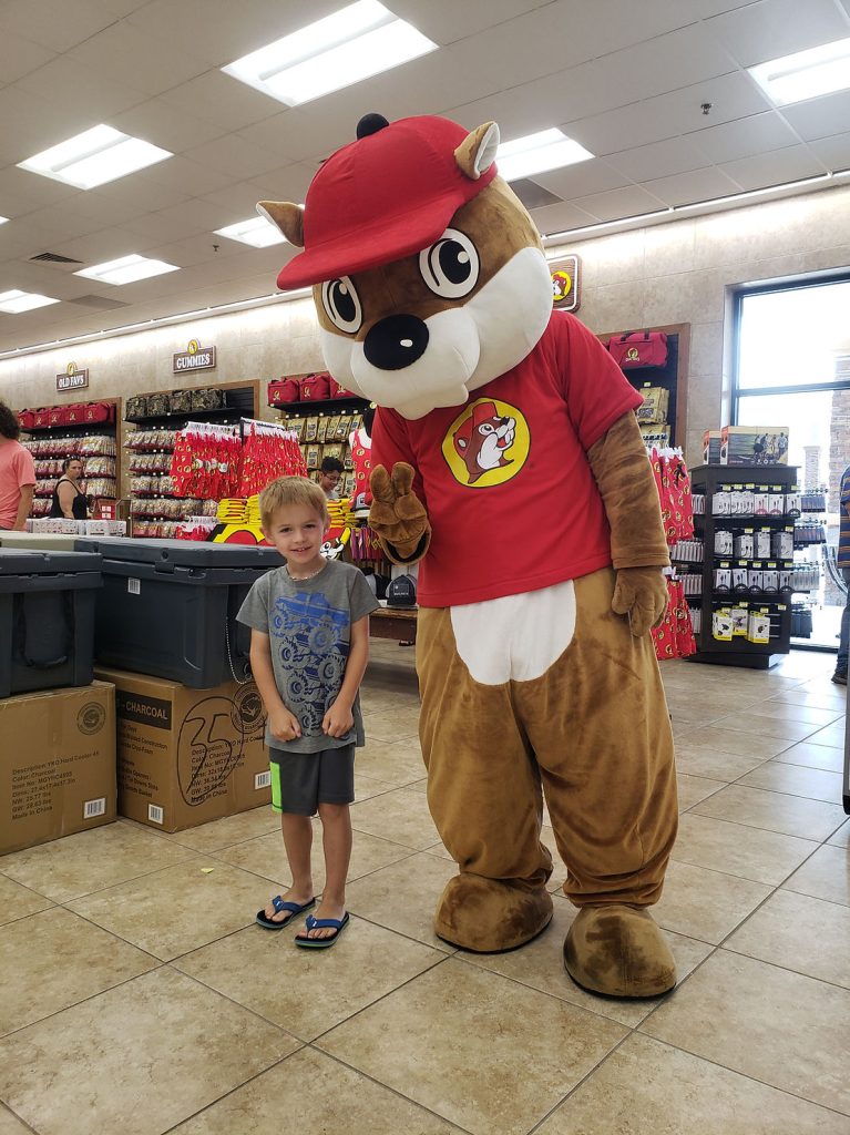 bucees mascot and boy