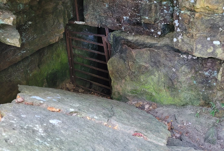 cave at devils den state park 