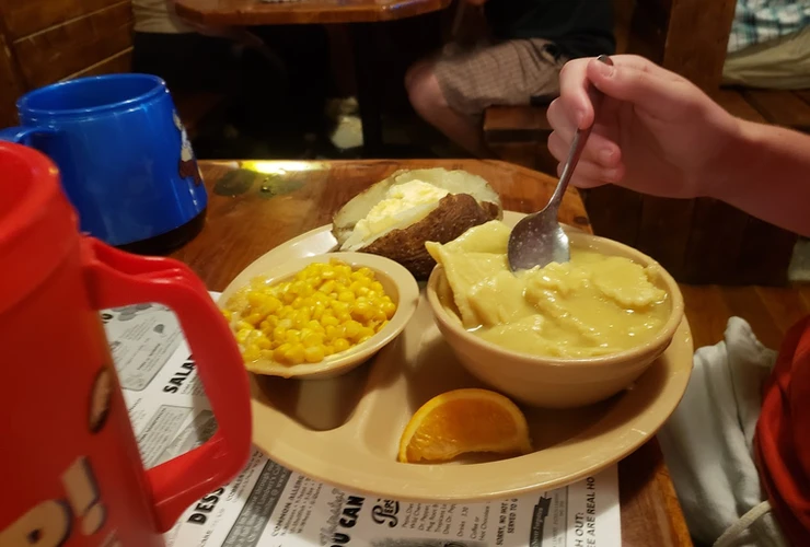 lamberts cafe dinner plate