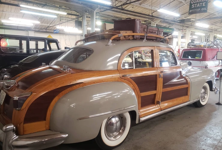 rt 66 car museum woodie car