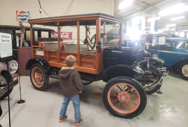 rt 66 car museum old car