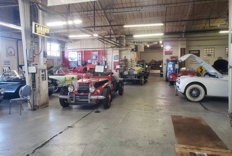 rt 66 car museum cars