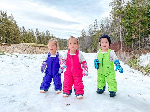 kids in snow bibs